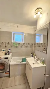 Apartament 2 camere Racadau,decomandat,etajul 1,127000 Euro - foto 5