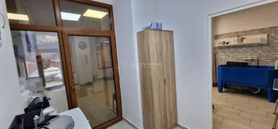 Resita Central Spatiu Comercial Judecatorie - foto 6