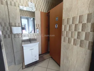 Resita Chirie Spatiu Comercial Zona Posta - foto 6