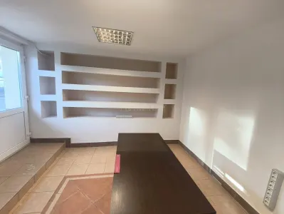Resita Spatiu Comercial Zona Centrala - foto 9