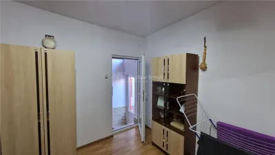 Resita Casa 7 Incaperi Parter si Etaj, Zero investitii - foto 6