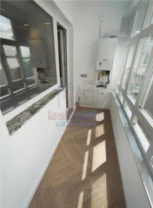 Oferta Rara - Copou - Parc - Apartament 4 camere cu garaj si boxa - foto 13