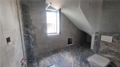 Vila moderna de 5 camere zona Sanpetru Brasov - foto 13