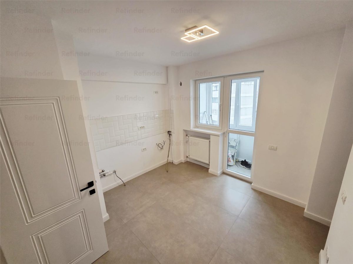 Vanzare apartament 3 camere | ultracentral | Piata Universității | Teatru Național | etaj 7/9 | decomandat | 77mp utili | renovat | bloc 1971 | - Bucuresti
