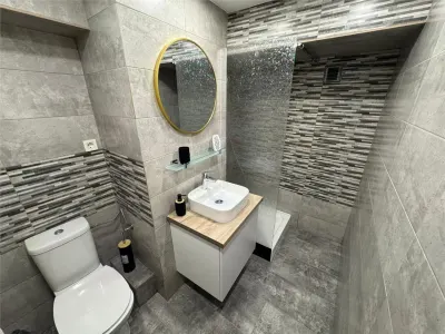 2 camere ULTRACENTRAL Bd. Unirii, Zona Banca Franceză - foto 12