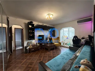APARTAMENT DE VANZARE CU 2 CAMERE, MOBILAT SI UTILAT, ZIMBRU - foto 5
