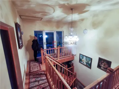 Casa 3 camere,2 bai,7 km de centrul orasului,Bardesti,Targu Mures - foto 7