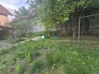 Oportunitate de investitie  2 case  in aceeasi curte Fagaras Zona Centrala - foto 13