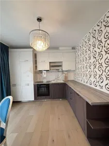 Apartament cu 2 camere si curte proprie - foto 2