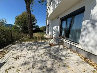 Apartament cu 2 camere si curte proprie - foto 5