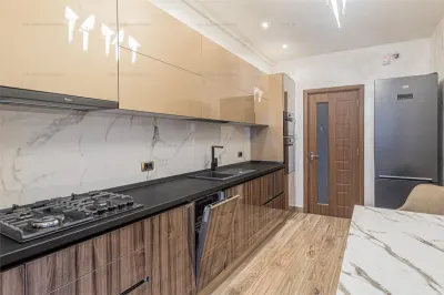 Apartament 2 camere | 2 bai | LUX | Parcare | Tractorul - foto 4