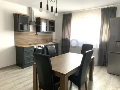 RECO Apartament cu 3 camere de inchiriat, la casa, cu 2 balcoane si priveliste superba 600 €/luna - Oradea