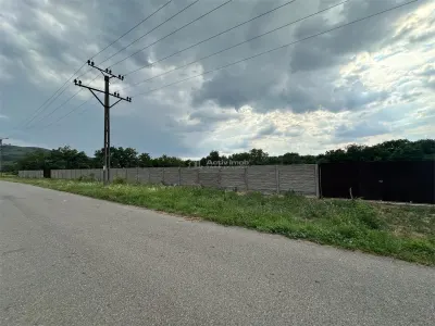 Bocsa Romana, De Inchiriat, Teren Intravilan 8.500mp, strada principala - foto 7