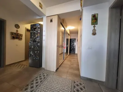 3 CAMERE DECOMANDAT + 2 PARCARI + 30MP CURTE(PROPRIETATE) - foto 15