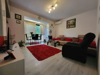 3 CAMERE DECOMANDAT + 2 PARCARI + 30MP CURTE(PROPRIETATE) - foto 3