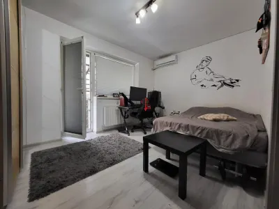 3 CAMERE DECOMANDAT + 2 PARCARI + 30MP CURTE(PROPRIETATE) - foto 8