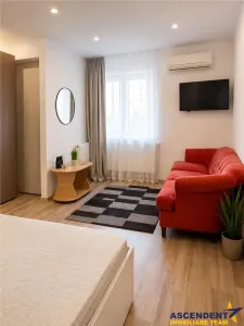 Garsoniera la casa, mobilata, 38mp, pivnita, pod mansardabil, cu teren 20mp, Centrul Istoric, Brasov - foto 5