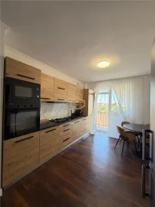 Etaj III | Apartament spatios cu 3 camere - 86 m² | Parcare proprie - foto 7