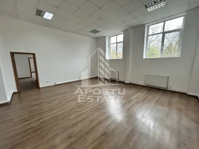 Spatiu comerciall 222 m, de inchiriat, Baile Neptun, Timisoara. - foto 10