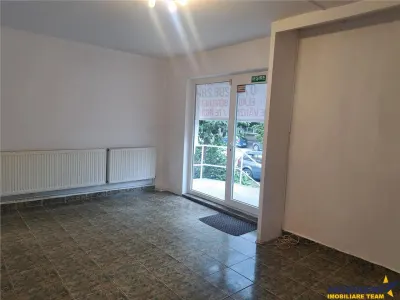 De inchiriat: Spatiu comercial aflat in zona centrala, Sfantu Gheorghe - foto 3