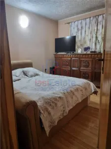 Apartament 4 camere, decomandat, 80 mp, 2 bai zona Nicolina - foto 6