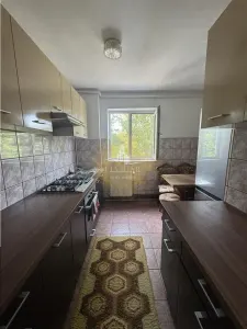 Apartament 3 camere - Zona Dacia | Etaj 2 | Centrala proprie - foto 4