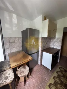Apartament 3 camere - Zona Dacia | Etaj 2 | Centrala proprie - foto 5