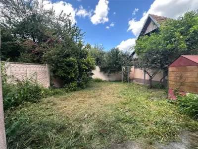 Bocsa Montana, 2 Case direct la Soseaua Principala, la pret de una - foto 17