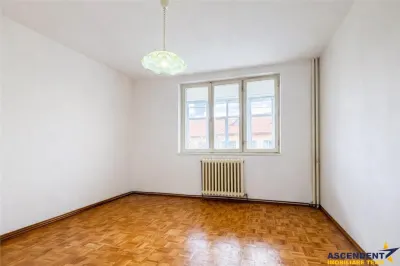 Apartament confortabil,2 camere,etaj 2,zona linistita si accesibila,Simeria,Sfantu Gheorghe - foto 2
