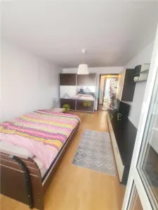 Apartament 2 camere decomandat, etaj intermediar Craiter - foto 5