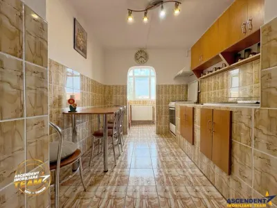 La inchiriere: Apartament 2 camere,  mobilat, utilat, Central, Lenin, Sfantu Gheorghe - foto 3
