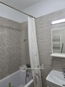 Apartament 2 camere open-space (semidecomandat) - bloc nou Tătărași - 600€ - foto 9