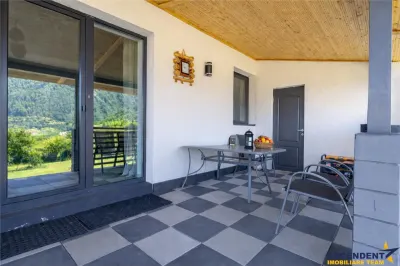 Rezidential/ Hotelier,eleganta discreta,energie verde,1.000mp teren,Tohanita ,Brasov. - foto 4