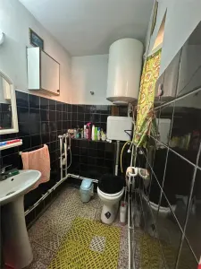 Bocsa Montana, Casa Cocheta de Vacanta sau investitie, Zona Pitoreasca - foto 15
