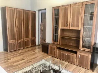 2 Camere amplasare excelenta | BISERICA NEAGRA - Piata Sfatului - Ultracentral - foto 4