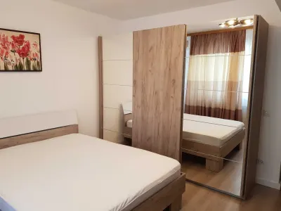 Conest Grand Residence | Apartament Decomandat + Parcare | Mobilat Complet - foto 2
