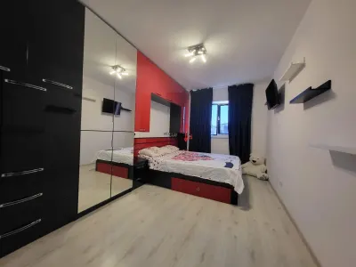 APARTAMENT 2 CAMERE CU PARCARE  / MOBILAT SI UTILAT - foto 7