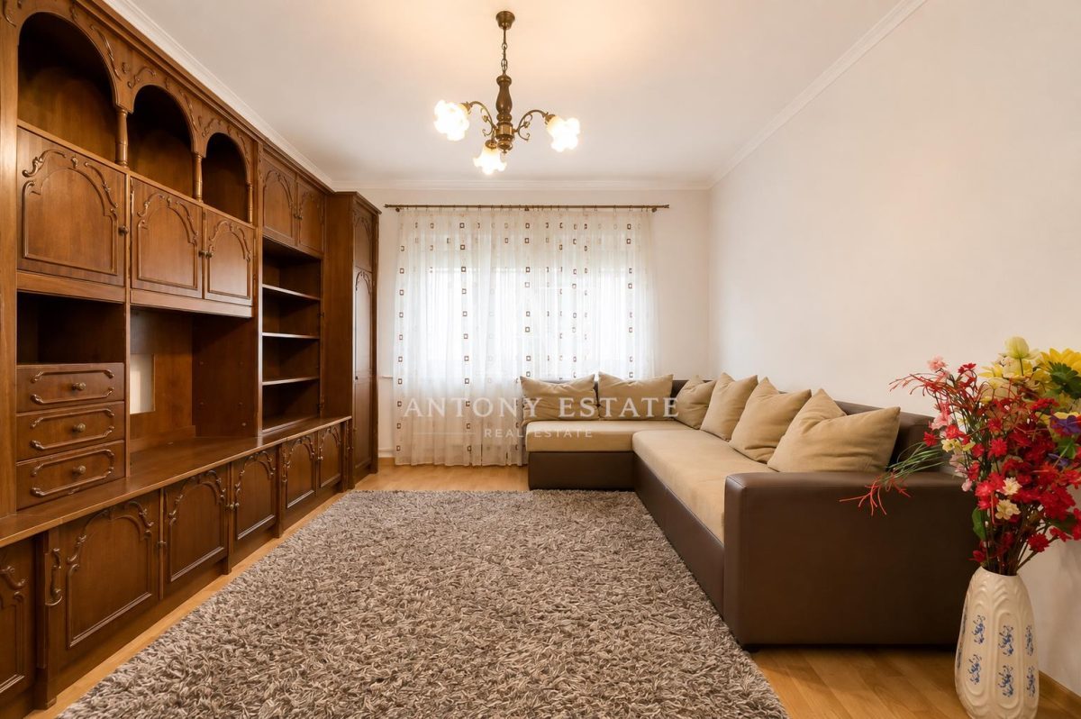 Antony | Vanzare 3 Cam, Tip PB - Decomandat, Calea Aradului - Oradea