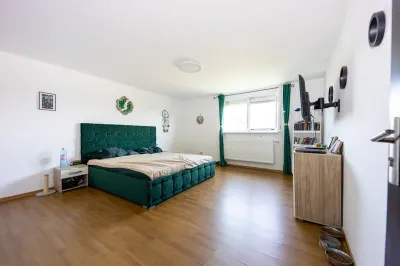 Vila duplex 5 camere  2 bai S =  145 mp + teren 360 mp lunca Cetatuii - foto 15
