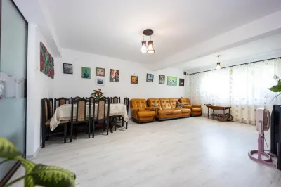 Vila duplex 5 camere  2 bai S =  145 mp + teren 360 mp lunca Cetatuii - foto 7