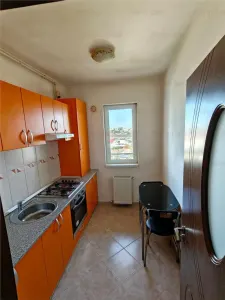 Vânzare garsoniera | Bdul N Grigorescu | bloc 2015 stradal | etaj 6 | centrala proprie | 30 mp utili | dec | mobilată și utilată | - foto 3