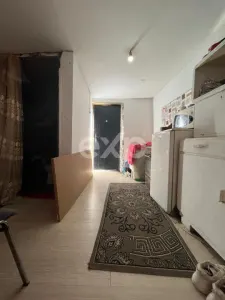 Casa cu 4 camere si baie + teren 567 mp pe Nicolae Balcescu in Gaesti - foto 13