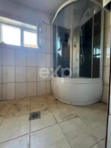 Casa cu 4 camere si baie + teren 567 mp pe Nicolae Balcescu in Gaesti - foto 14