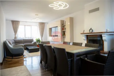 Casa Extraordinara în Lazu. Spatiu, Calitate și Confort la Superlativ - foto 18