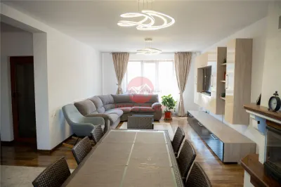 Casa Extraordinara în Lazu. Spatiu, Calitate și Confort la Superlativ - foto 6