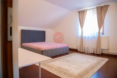 Casa Extraordinara în Lazu. Spatiu, Calitate și Confort la Superlativ - foto 9
