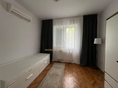 Apartament cu 3 camere bloc nou zona ultracentrala - foto 2