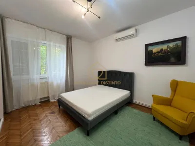 Apartament cu 3 camere bloc nou zona ultracentrala - foto 5
