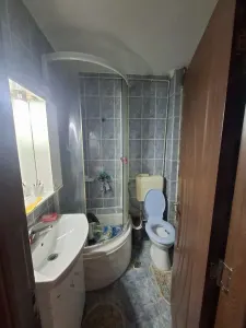 Apartament spatios 4 camere ,et 3 ,intretinut, Tractorul, 157000 Euro - foto 7