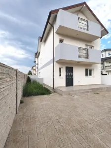 Vanzare Casa - Vila P+1+M -  Rahova - Alexandriei - Leroy Merlin - LOCUINTA + SPATIU -  AFACERE-160000E + tva  -  Comision 0 ! - Bucuresti